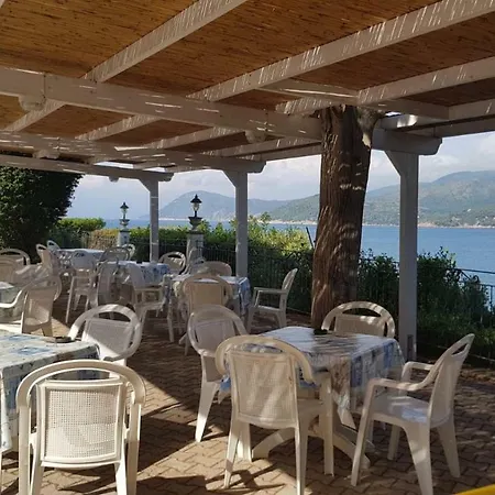 Grotte Del Paradiso 2* Portoferraio