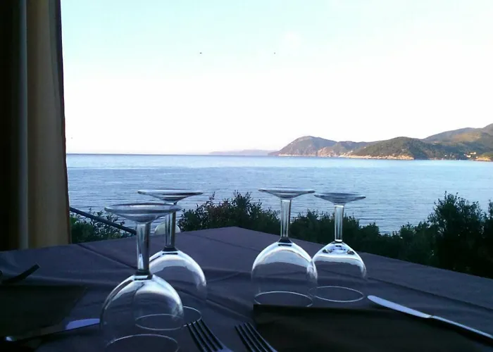 Grotte Del Paradiso 2* Portoferraio